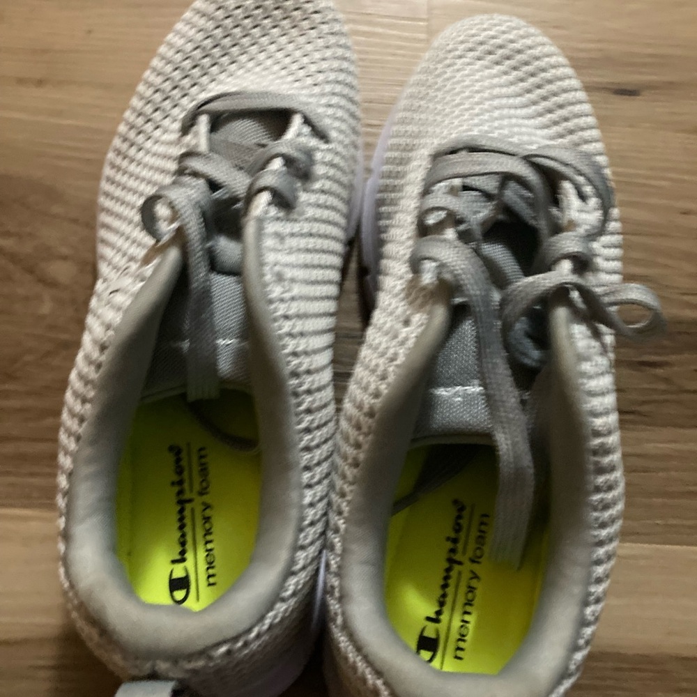 Champion Womens Beige Memory Foam Sneakers 8 - Picture 2 of 6
